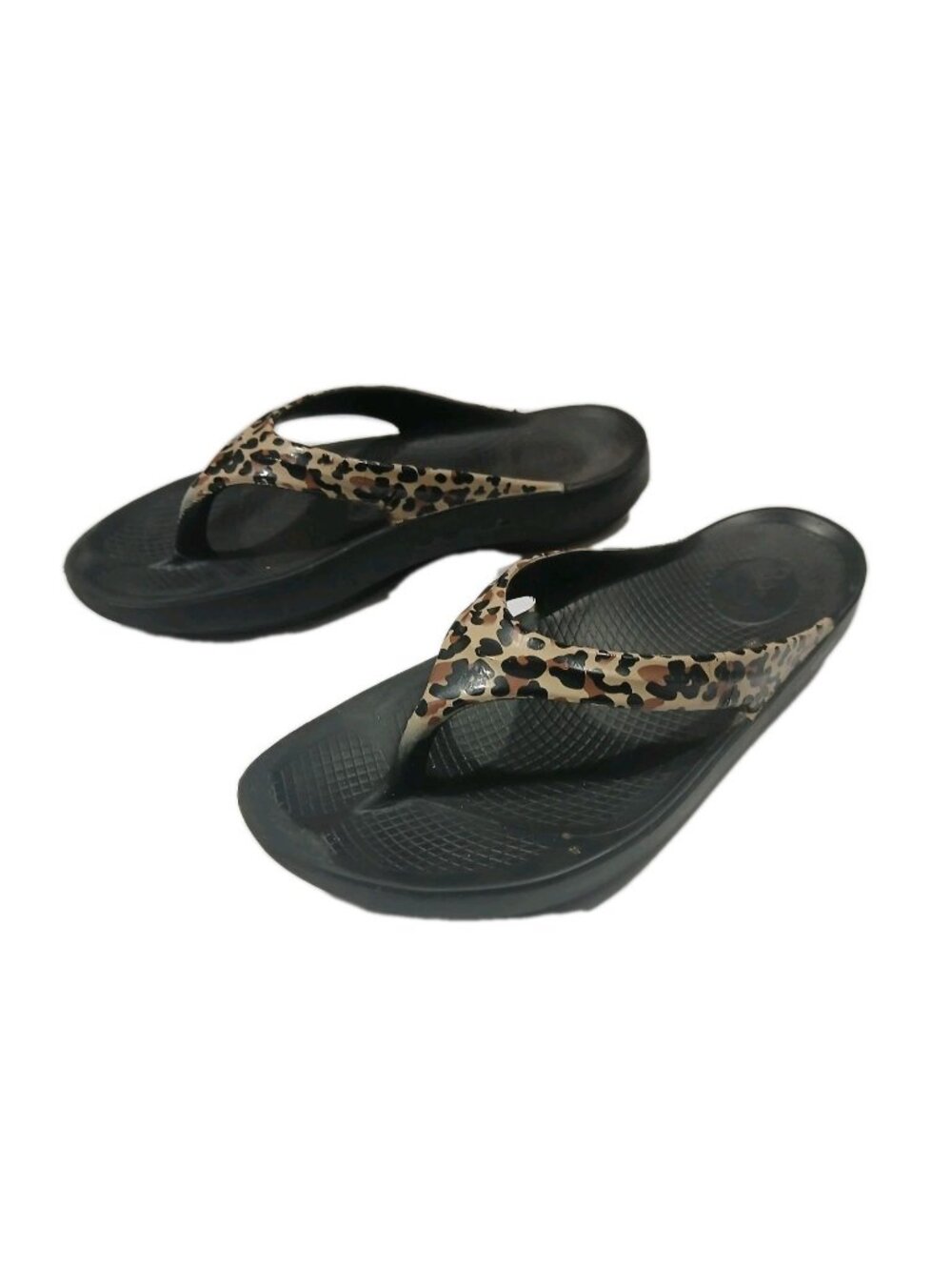 Oofos OhLaLa Recovery Sandals